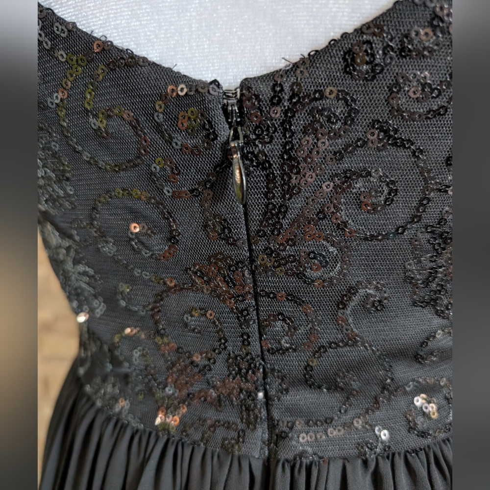Backless Black Sequin Bodice Chiffon Mini Party Dress Sz 2 LBD Cocktail image 6